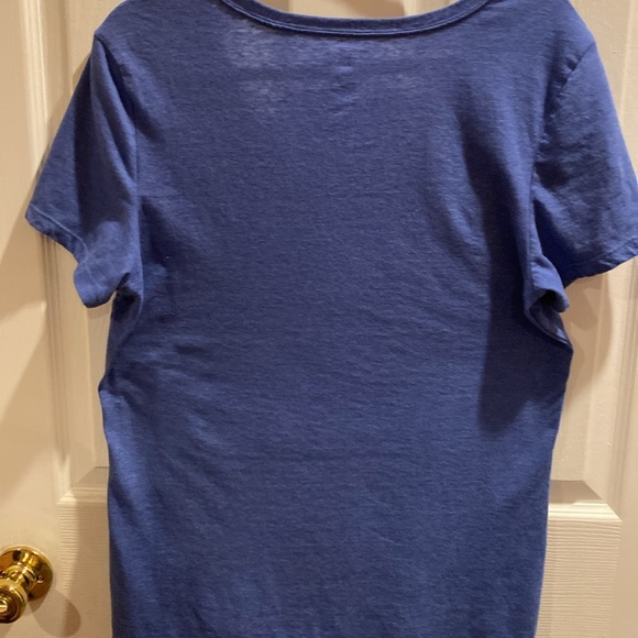 COPY - New York Giants blue with red V-neck short sleeve T-shirt, size XL - Picture 5 of 5